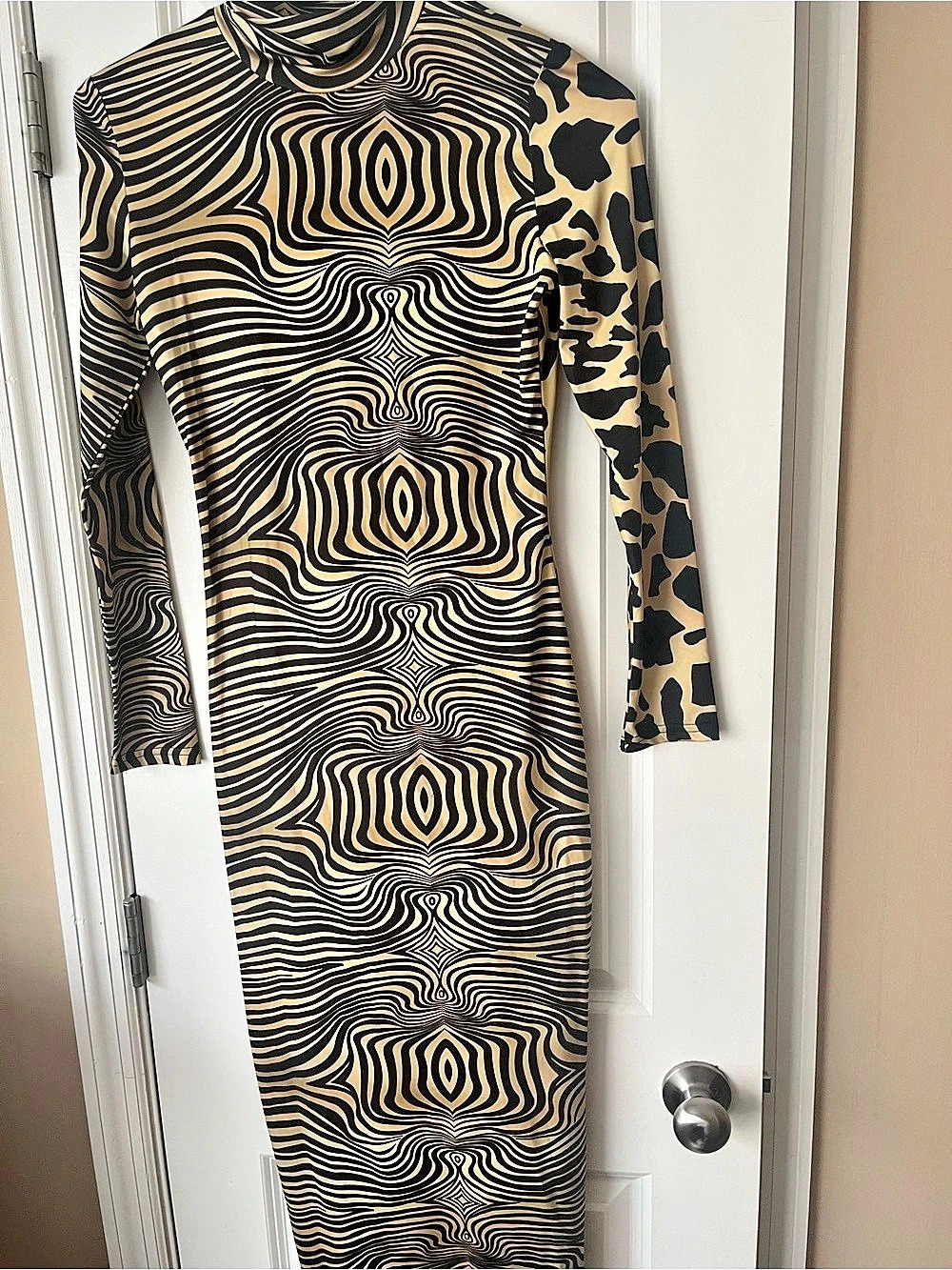 NWOT Women's Mixed Animal Print Brown and Black Fitted Dress Asian Size L